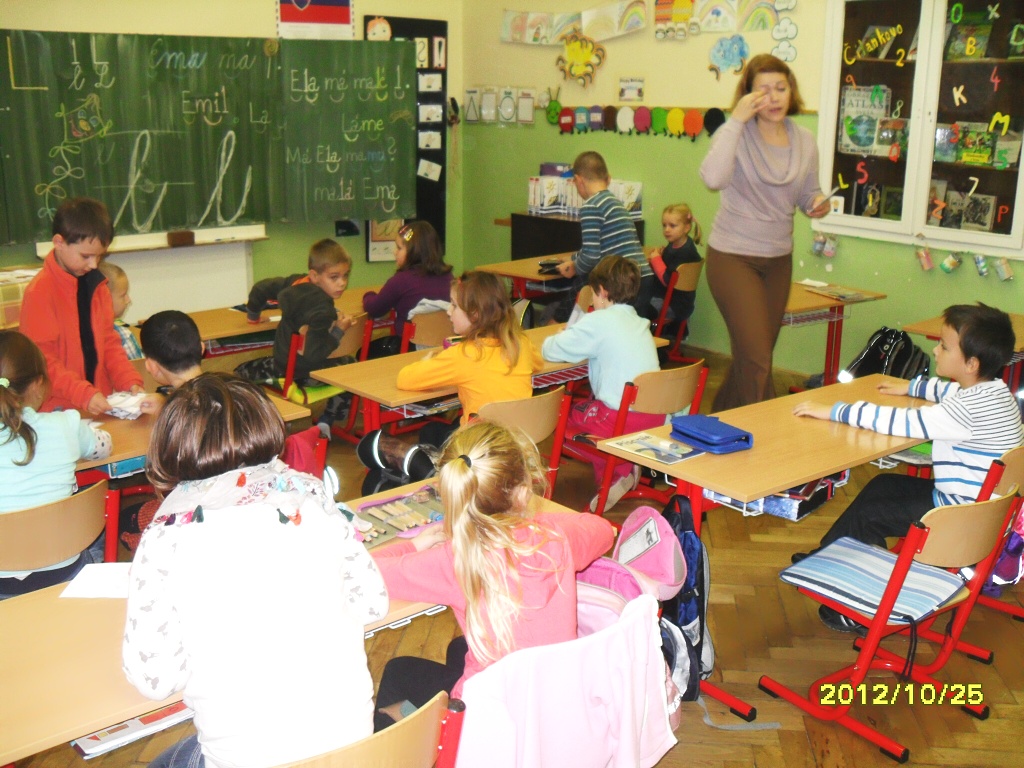Fotogaléria Predškoláci na návšteve ZŠ Školská (8) Predškoláci na návšteve ZŠ Školská