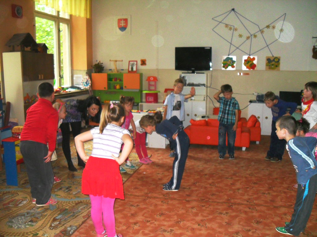 Fotogaléria Hudobno - pohybová príprava - Otvorená hodina pre rodičov (10) Hudobno - pohybová príprava - Otvorená hodina pre rodičov