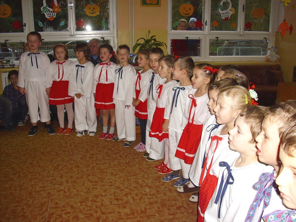 Fotogaléria Vystúpenie pre starkých (7) Vystúpenie pre starkých